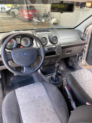 Ford Fiesta 1.0 ROCAM HATCH 8V FLEX 4P MANUAL