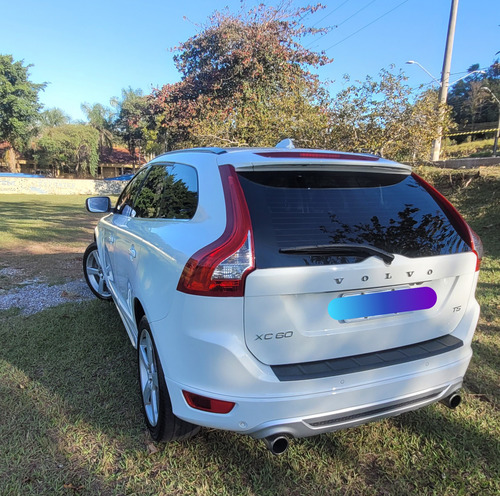 Volvo XC60 2.0 T5 R-design 5p