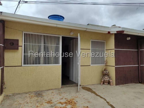 Valeria Chong Casa Venta Cabudare Lara La Puerta Oportunidad Residencial Economico Código Inmobiliaria Rent-a-house 25-18551