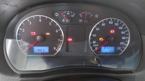 Imagem 7 de 10 de Polo Hatch 1.6 Mi 8v Flex 4p Manual - 2012