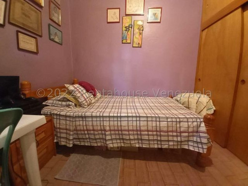 Imagen 6 de 14 de Casa En Venta Catia 22-21922 Illarramendi 04243432988