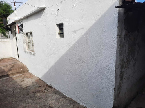 Linda Casita En Colón
