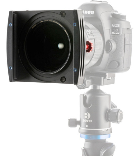 Imagen 1 de 10 de Soporte Marco Porta Filtros Benro 10x15cm Fh-100