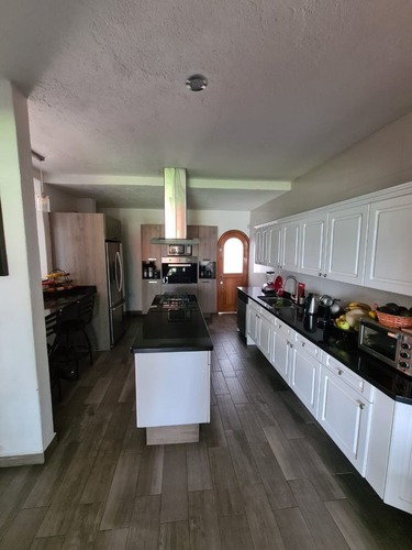 Casa En Venta En Juriquilla