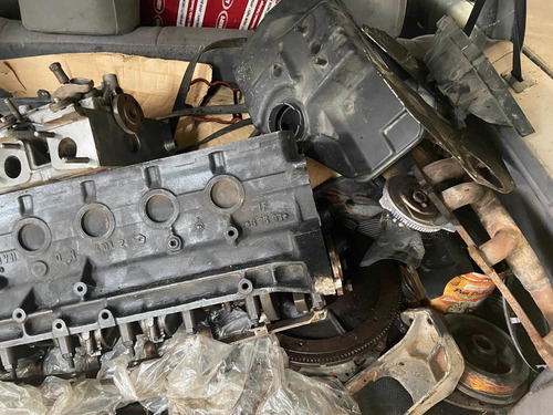 Jeep Cherokee Sport 4.0 4x4 No Chocada Motor Desarmado 08