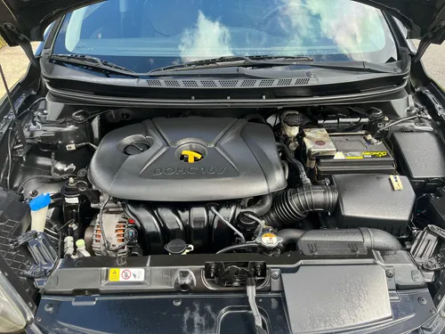 Hyundai Elantra 1.8 I35 Gl Mt