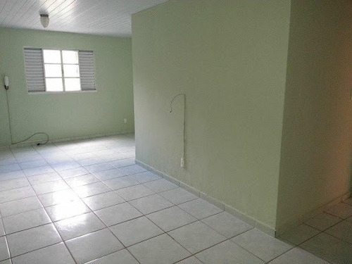 Imagem 2 de 16 de Maravilhosa Casa 3 Quartos. Amplo Quintal, Garagem E Varanda - Filadelfia - Ca0070