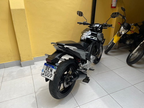 Imagem 10 de 12 de Honda Cb 25f Twister 2019 Repleta De Acessórios Troco !!