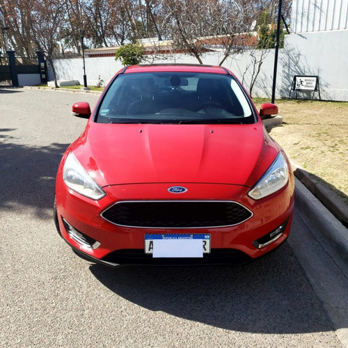 Imagen 2 de 11 de Ford Focus Iii Rojo Impecable!!