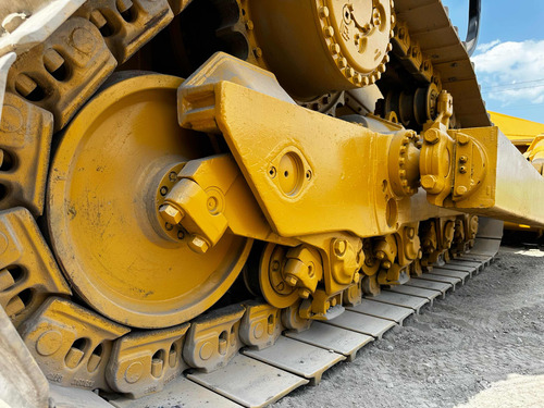 Bulldozer Caterpillar D8t Ripper Unizanco