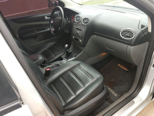 Vendo O Permuto Ford Focus Ii 2013 1.8 Exe Sedan Tdci Ghia