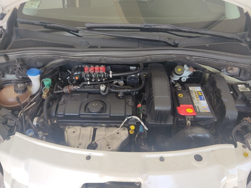 Imagen 9 de 10 de Peugeot 208 2016 1.5 Active
