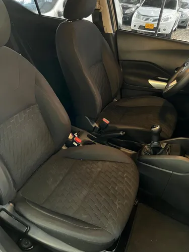 Nissan Kicks 1.6 Sense