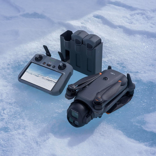 DJI Mavic 4 Pro Vuela Más Combo con DJI RC 2, 4K dron tricámara insignia con cámara Hasselblad de 100 MP y sensor CMOS 4/3, transmisión de 30 km, 51 min de tiempo de vuelo