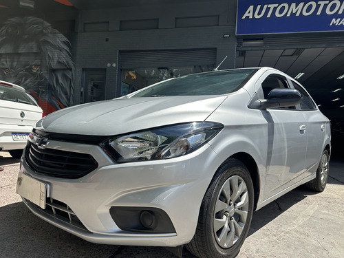 Chevrolet Onix plus 1.4 Black Edition