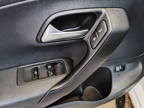 Imagen 13 de 15 de Volkswagen Vento 2019 2.0 Confortline Mt