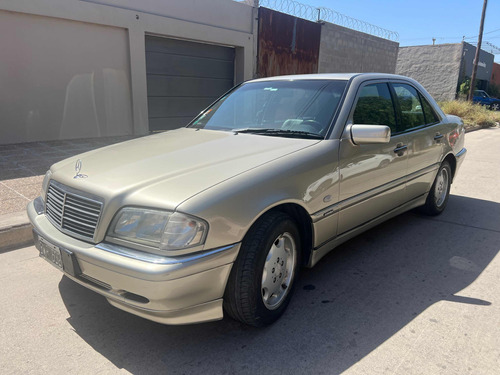 Mercedes-Benz Clase C 2.4 C240 Elegance Plus Te At