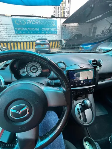 Mazda 2 Hb Automático Modelo 2010