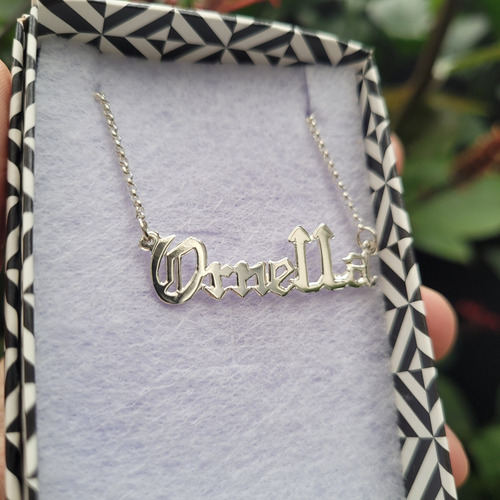 Collar Con Nombre Letra Gótica Plata 925