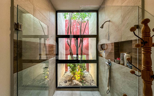 Casa De Una Planta En Venta En Mérida Modelo Deco En Privada Canaria, Conkal