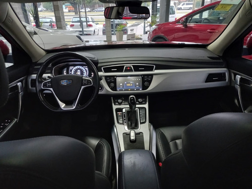 Imagen 6 de 9 de Geely Emgrand X7 Active