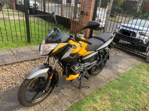 Imagen 2 de 9 de Bajaj Rowser 125