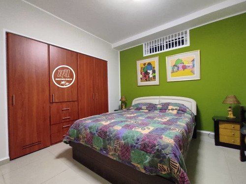Imagen 9 de 14 de Alquiler Vacaciona Para 06 Personas En Res.giovanna Suites