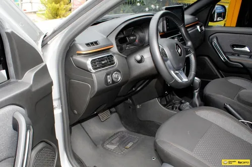 Renault Duster Oroch Intens 2023