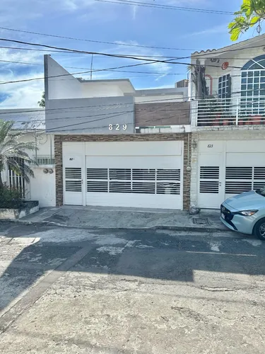 Casa En Venta En Veracruz En Col. Manantial Boca Del Río Ver.
