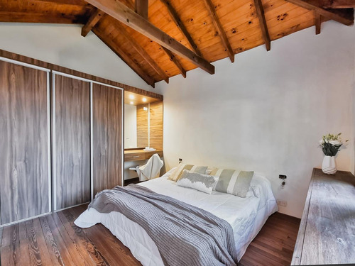 Imagen 8 de 29 de Unico Ph Estilo Antiguo En Belgrano - 3 Ambientes - Cava Vinos Y Parrilla Propia