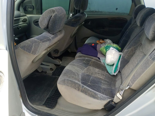 Renault Scenic 1.6 16v Expression Hi-flex 5p