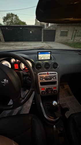 Peugeot 408 2.0 Allure Plus 143cv