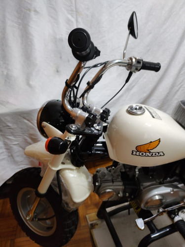 Imagen 2 de 5 de Honda Monkey Z50j 1981
