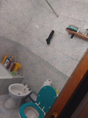 Casa En Venta - 3 Dormitorios 1 Baño - Local - Cochera - Lisandro Olmos, La Plata
