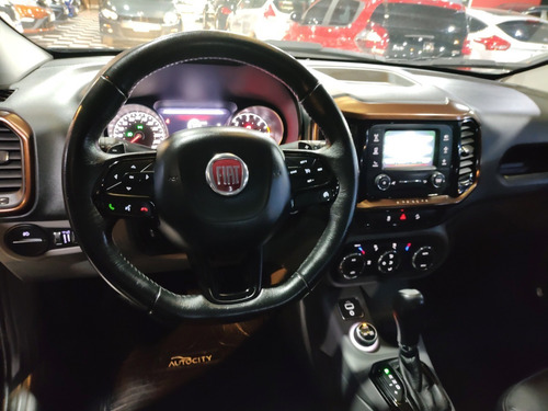 Imagen 7 de 15 de Fiat Toro Volcano Automatica Diesel 4x4 No Amarok F100 Oroch