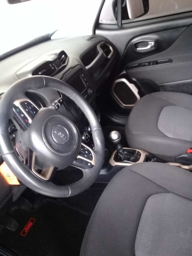 Imagen 6 de 11 de Jeep Renegade 2016 1.8 Sport Plus
