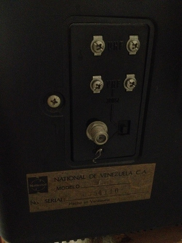 Imagen 5 de 6 de Televisor Panasonic 20 Vintage No Prende Repuestos O Reparar