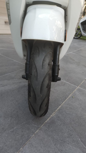 Imagen 7 de 15 de Moto Electrica Sunra Grace / Litio / 4500 Km / Scooter