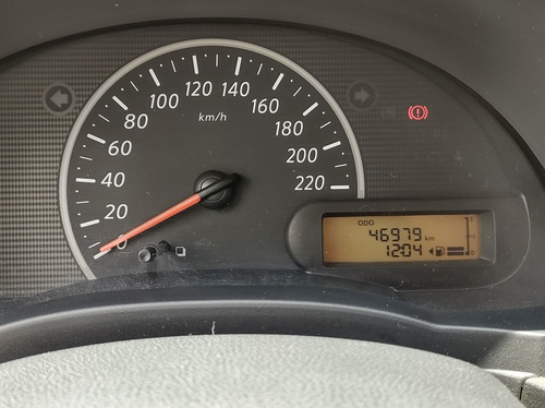 Imagen 10 de 14 de Nissan March 1.6 Active Aire Ac Mt 2016