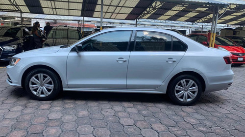 Imagen 3 de 11 de Volkswagen Jetta 2018 2.0 Tiptronic At
