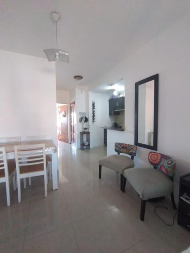 Imagen 5 de 14 de 2 Ambientes En Villa Urquiza, Muy Luminoso, Con Balcon Y Terraza Propia