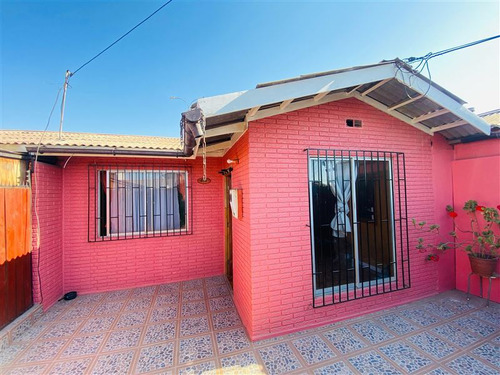 Casa En Venta De 4 Dorm. En Coquimbo