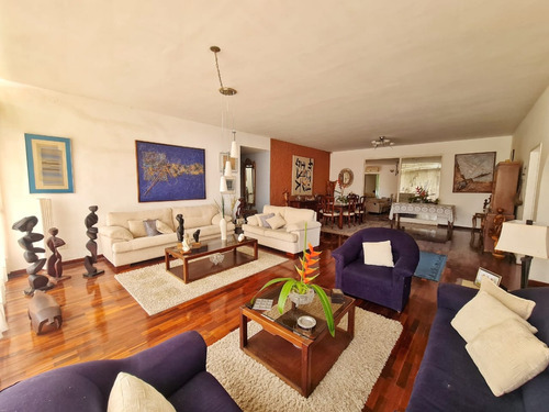 Agp Casa De Un Sólo Nivel En Venta En Prados Del Este En Calle Cerrada Con Bella Vista 24-7195 Yf