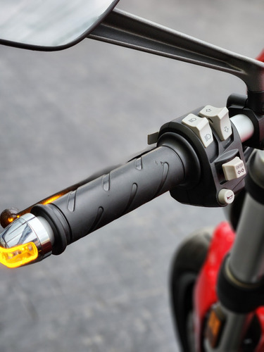 Imagen 7 de 25 de Ducati Monster 797 - Muchos Accesorios! Igual A Nueva Jc