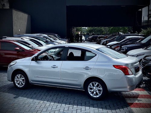 Nissan Versa Versa 1.6 16V FLEXSTART SV 4P MANUAL