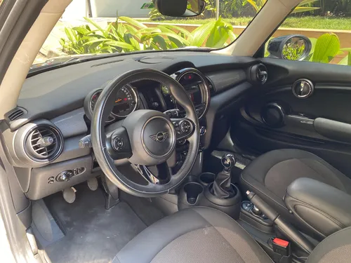 Mini Cooper 2020, 1.5 Turbo Manual