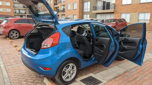 Ford Fiesta 1.6 Sportback Se
