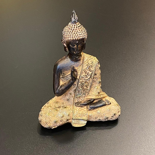 Buda Figura Monje Meditando Modelo 11