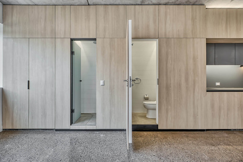 Imagen 5 de 25 de Edificio Factoria Italia- Vista Poniente Piso 3