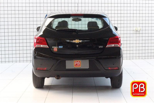 Chevrolet Onix 1.4 Mpfi Ltz 8v Flex 4p Automático 2017/2018